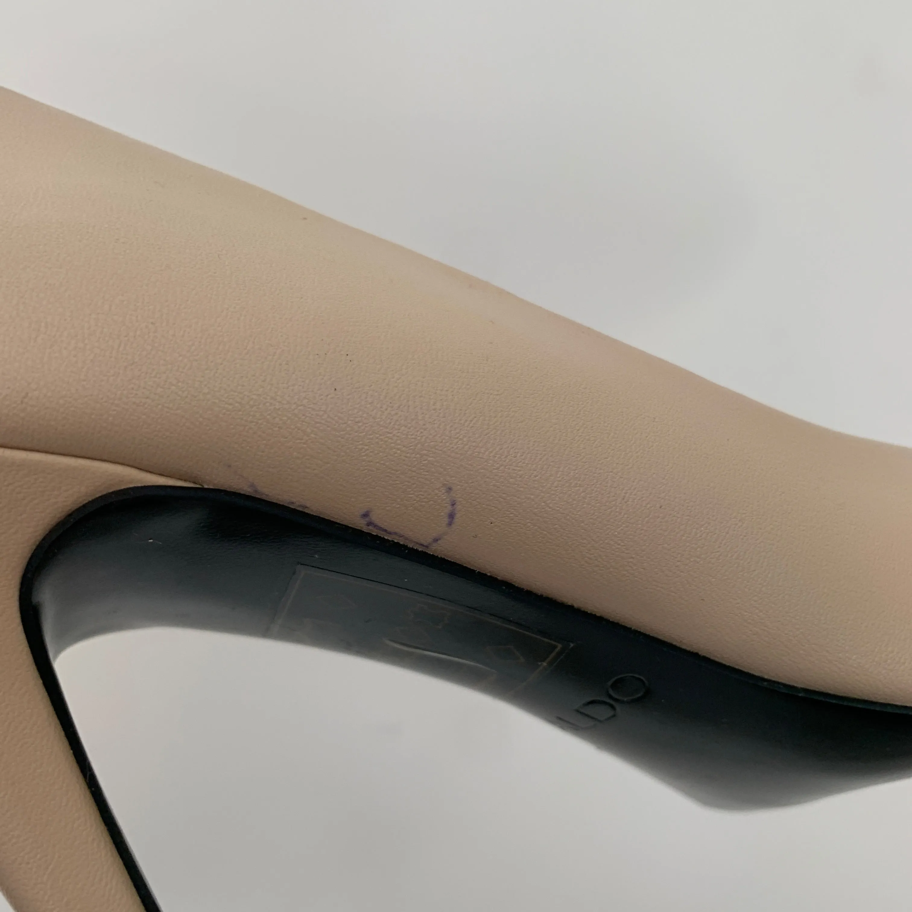ALDO Beige Pointed Pumps | Pre Loved |