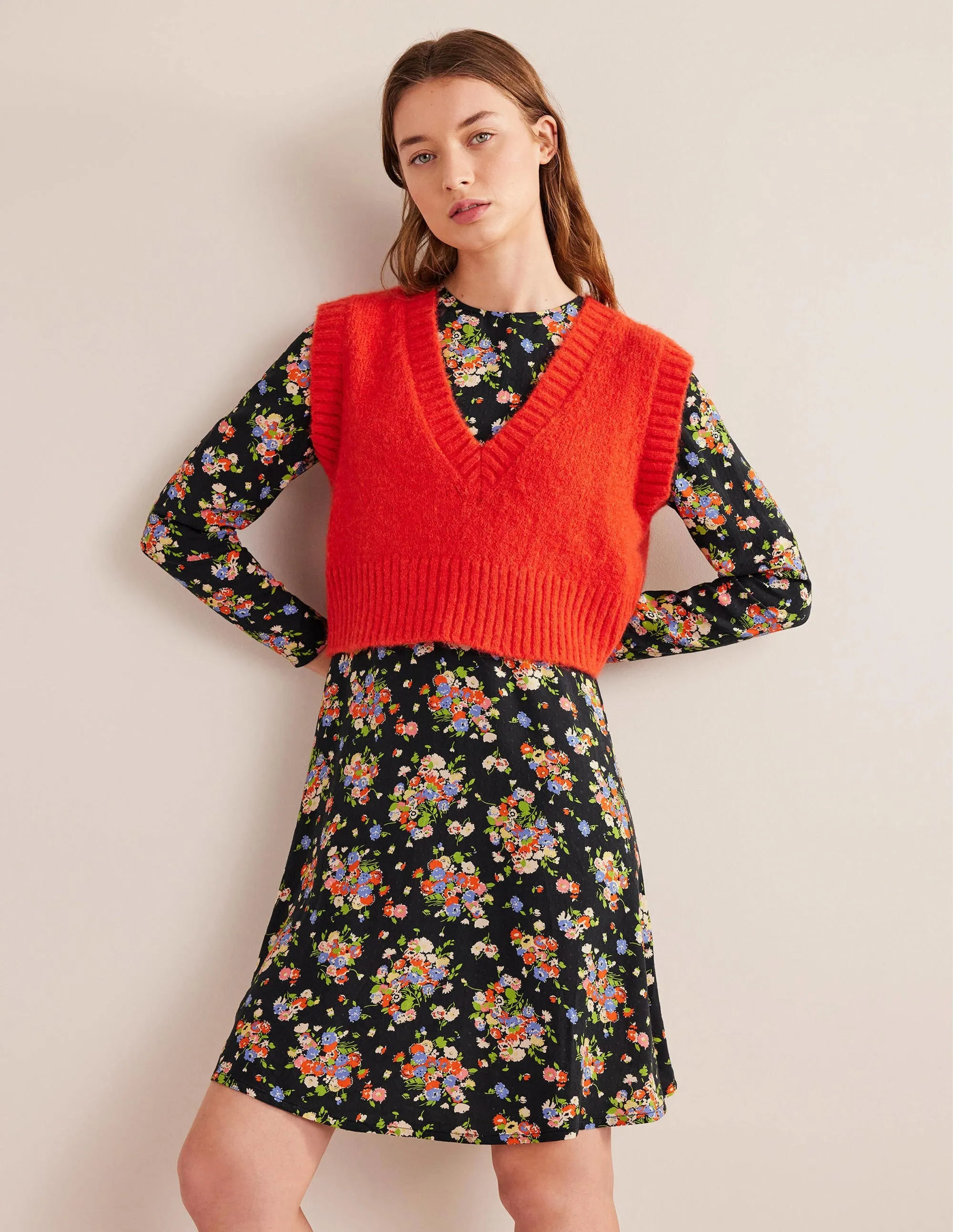 Crew Neck Fit-and-Flare Dress-Black, Wild Cluster