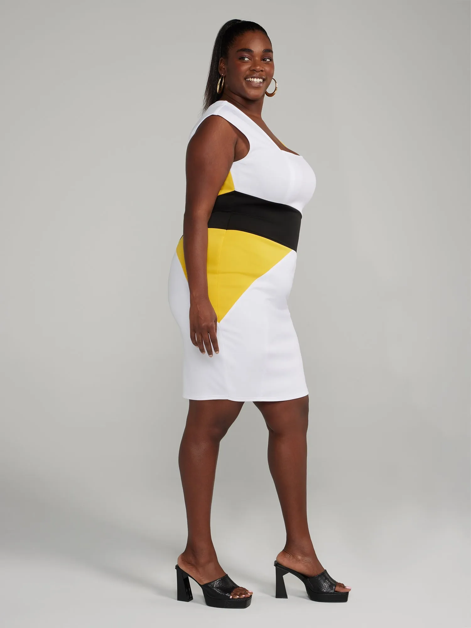 Fashion To Figure - Colorblock Bodycon Dress