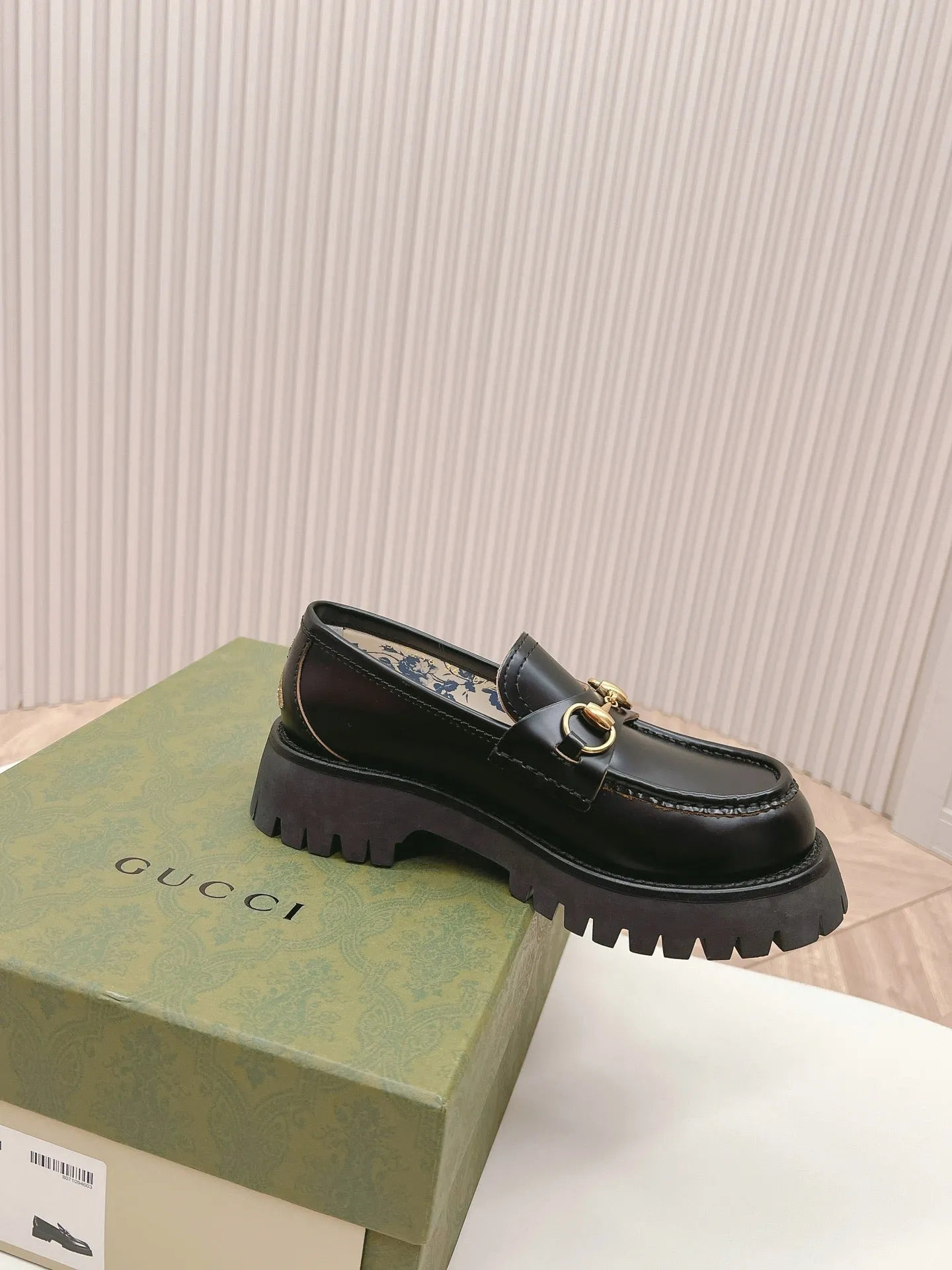 SE1513 GUCCI Women's Lug Sole Loafer with Horsebit/ Size5-11