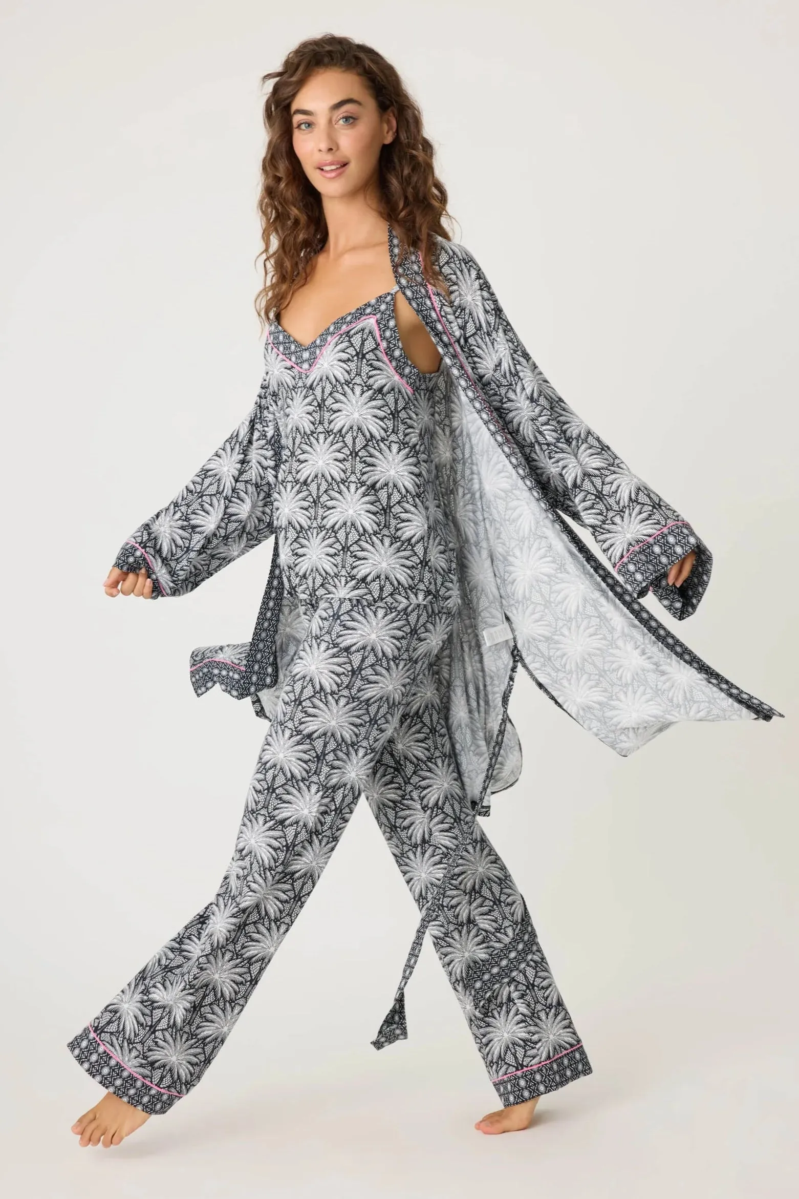 Shady Beach Dreams Robe