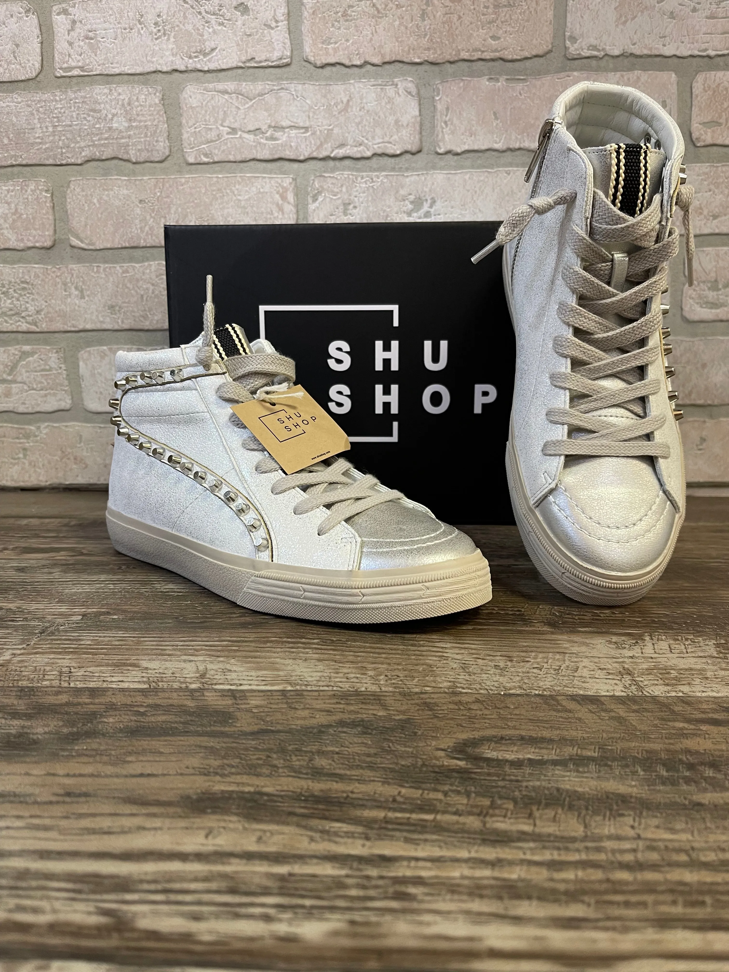 ShuShop Rio White Silver Sneaker