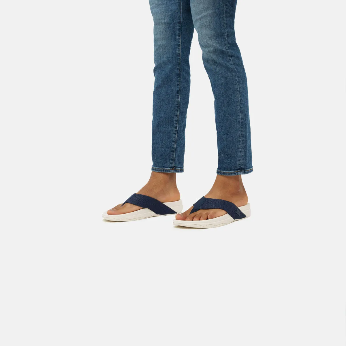 SURFER Toe-Post Sandals